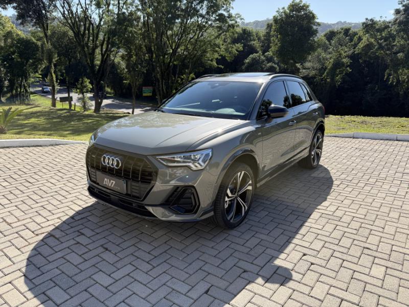 Q3 Performace Black