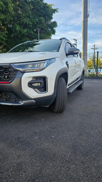 Strada Ultra T200
