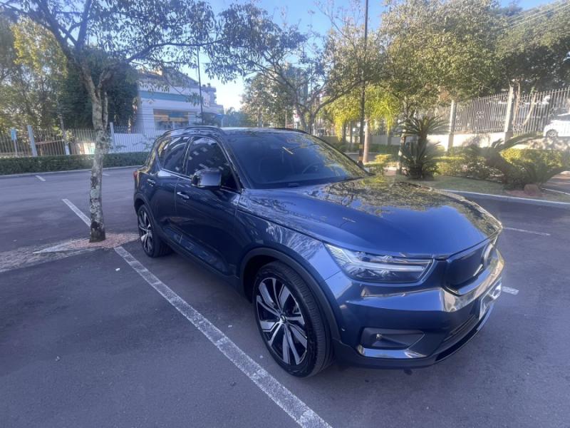 XC 40 P8 Pure