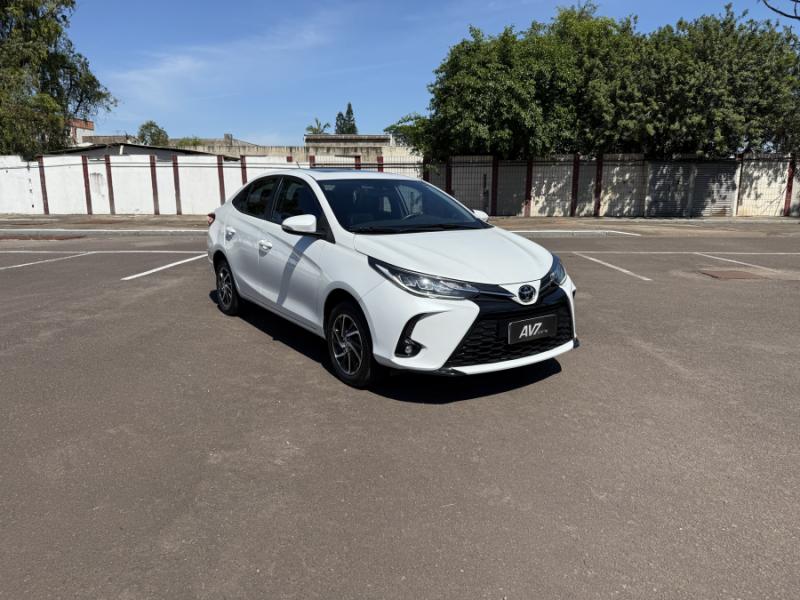 Yaris Sedan XLS 