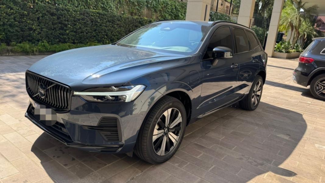 XC 60 T8 Plus