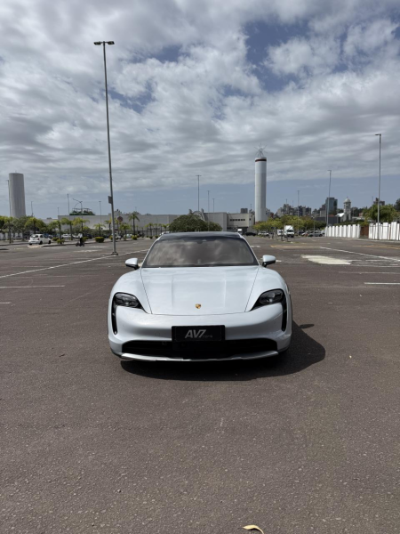 Taycan Cross Turismo 4S