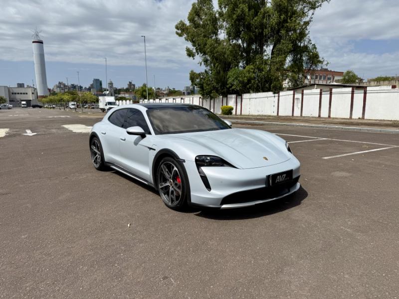 Taycan Cross Turismo 4S