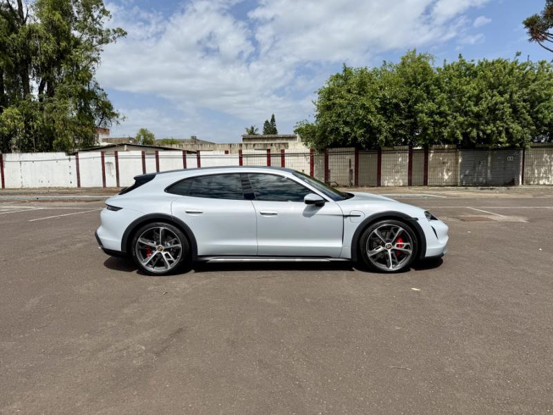 Taycan Cross Turismo 4S