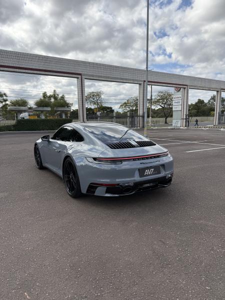911 Carrera 4 GTS