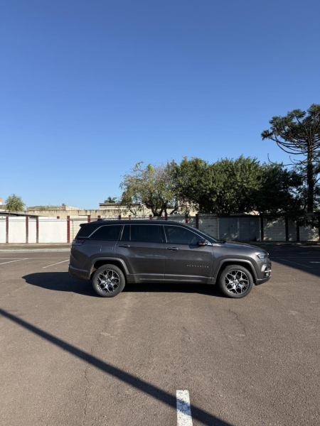 Commander Overland 4x4 TDI