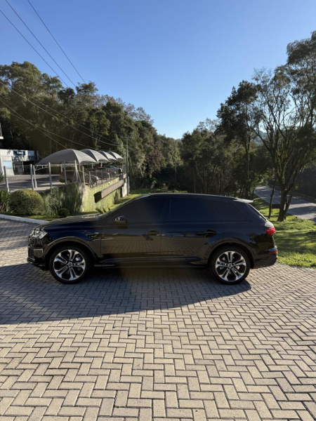 Q7 Performace Black