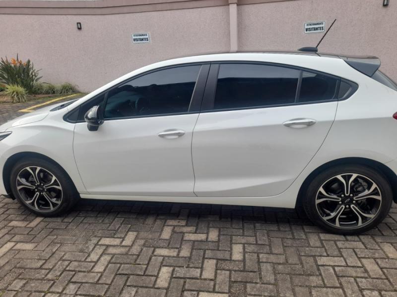 Cruze RS Hatch